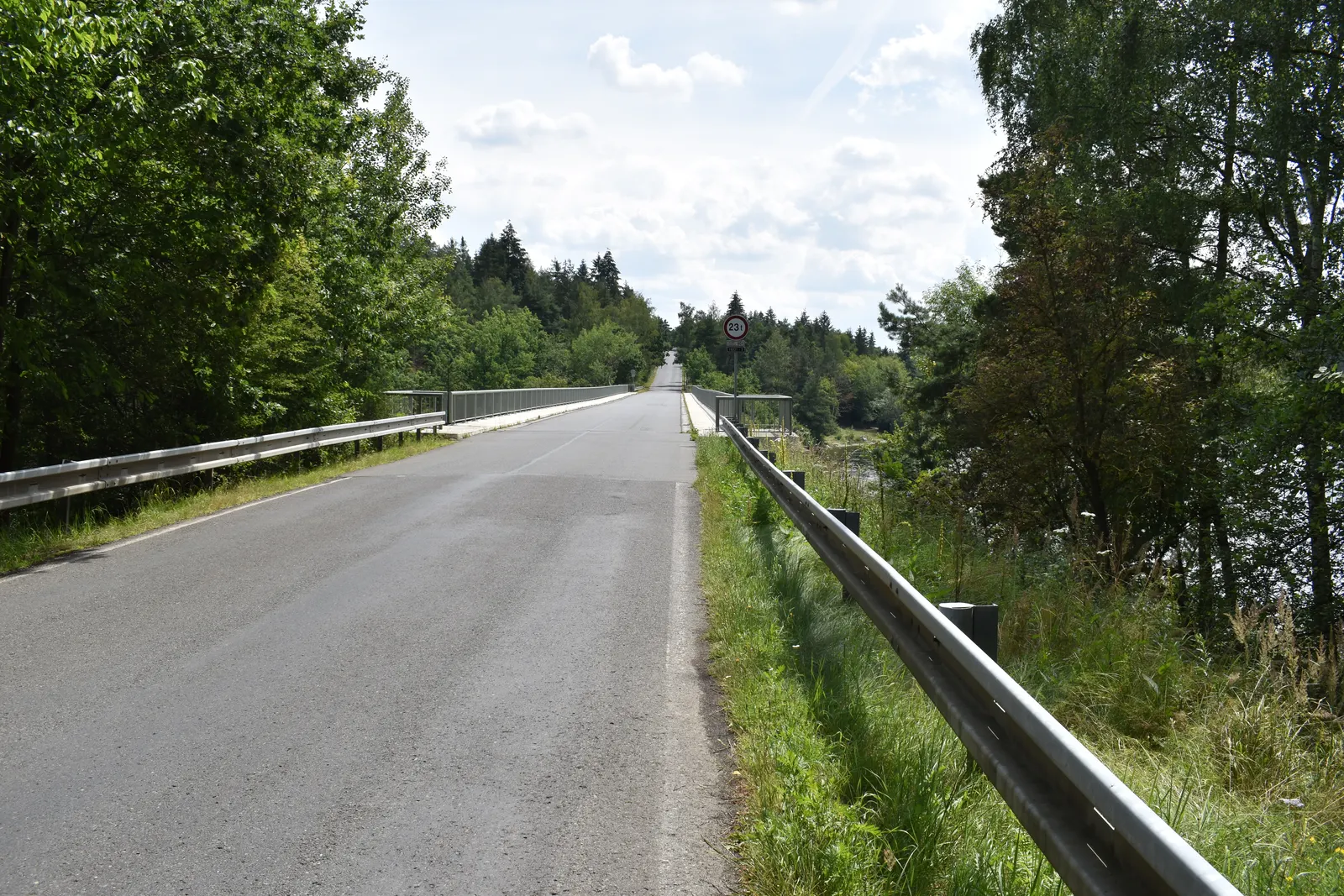 Marathon autour du barrage de Hracholuská